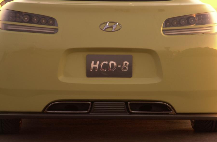  Hyundai HCD-8 Concept 2004 года  (фото 31 из 51)